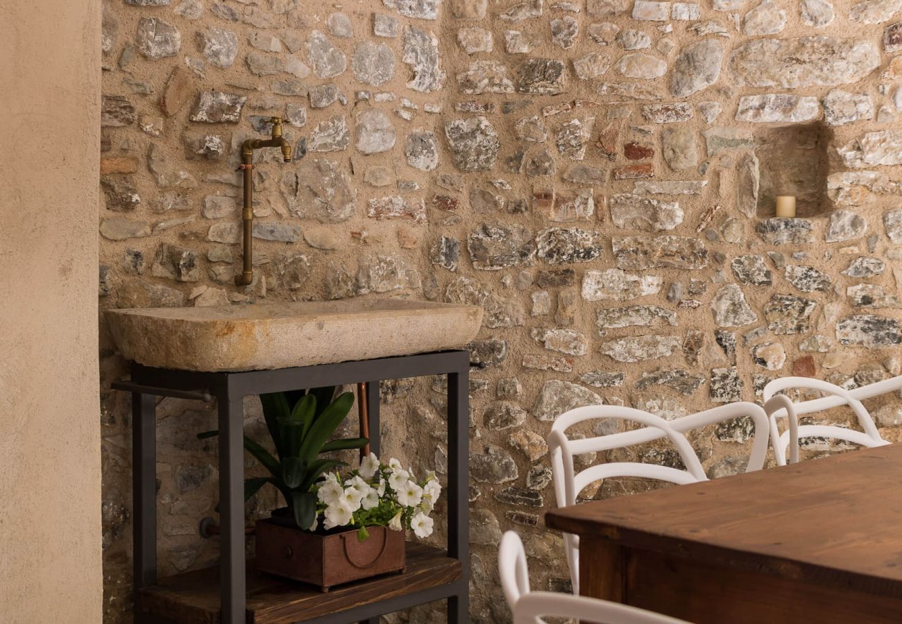 Apartament w Tignale - Rustico Minichèto - La Vigna: curato nei dettagli con balcone vista lago