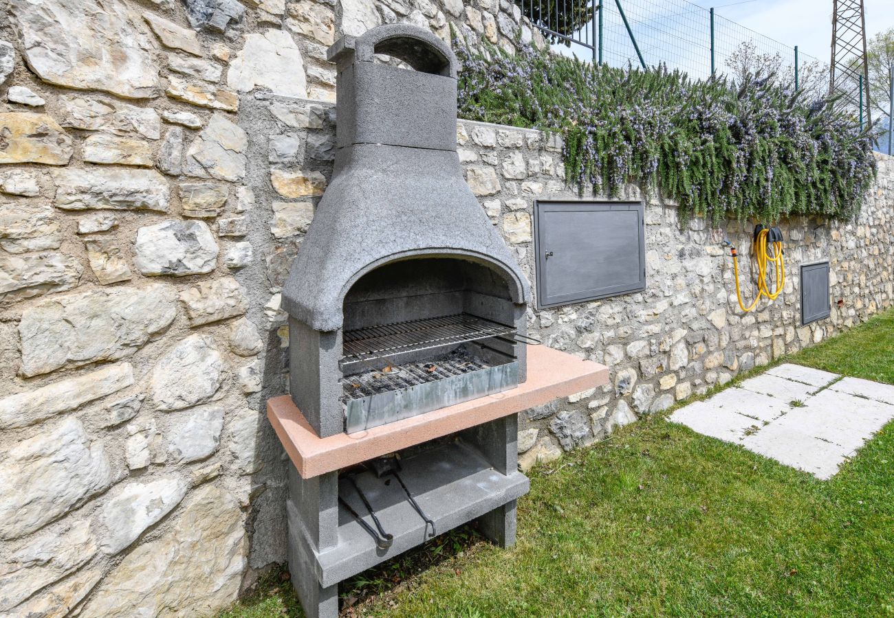 Apartament w Tignale - Orange House con meravigliosa vista lago