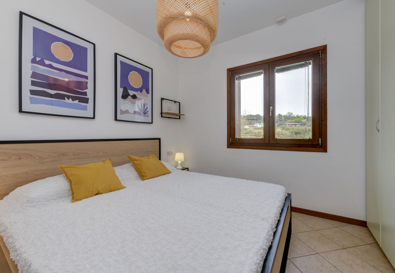 Dom w Manerba del Garda - Villa rosa, spaziosa casa con piscina in comune