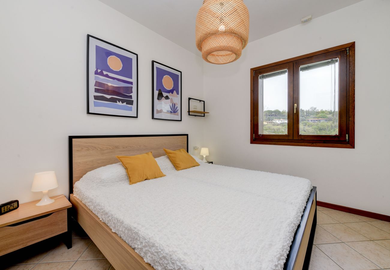 Dom w Manerba del Garda - Villa rosa, spaziosa casa con piscina in comune