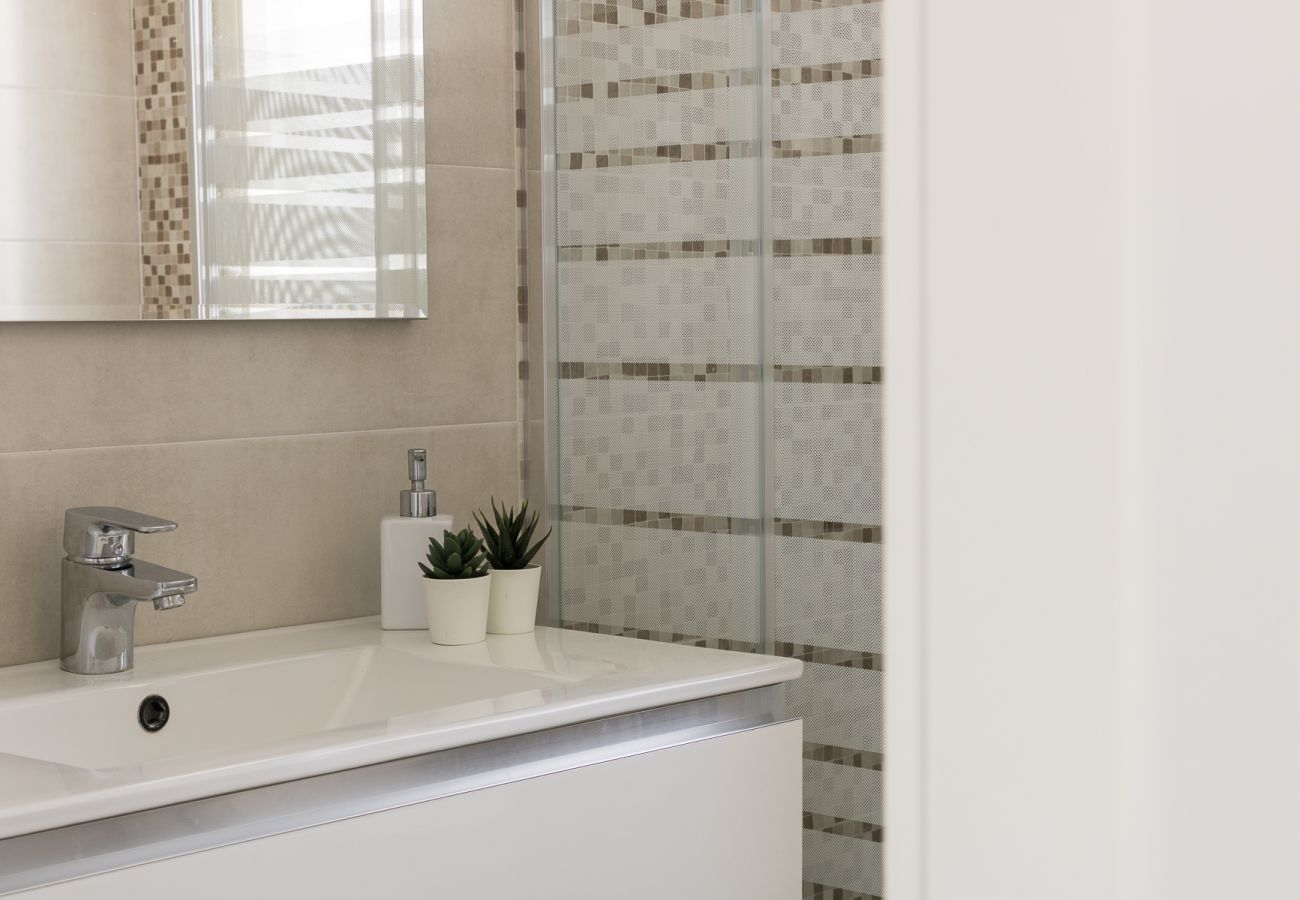 Apartament w Manerba del Garda - Villa Meri Lake by Garda FeWo