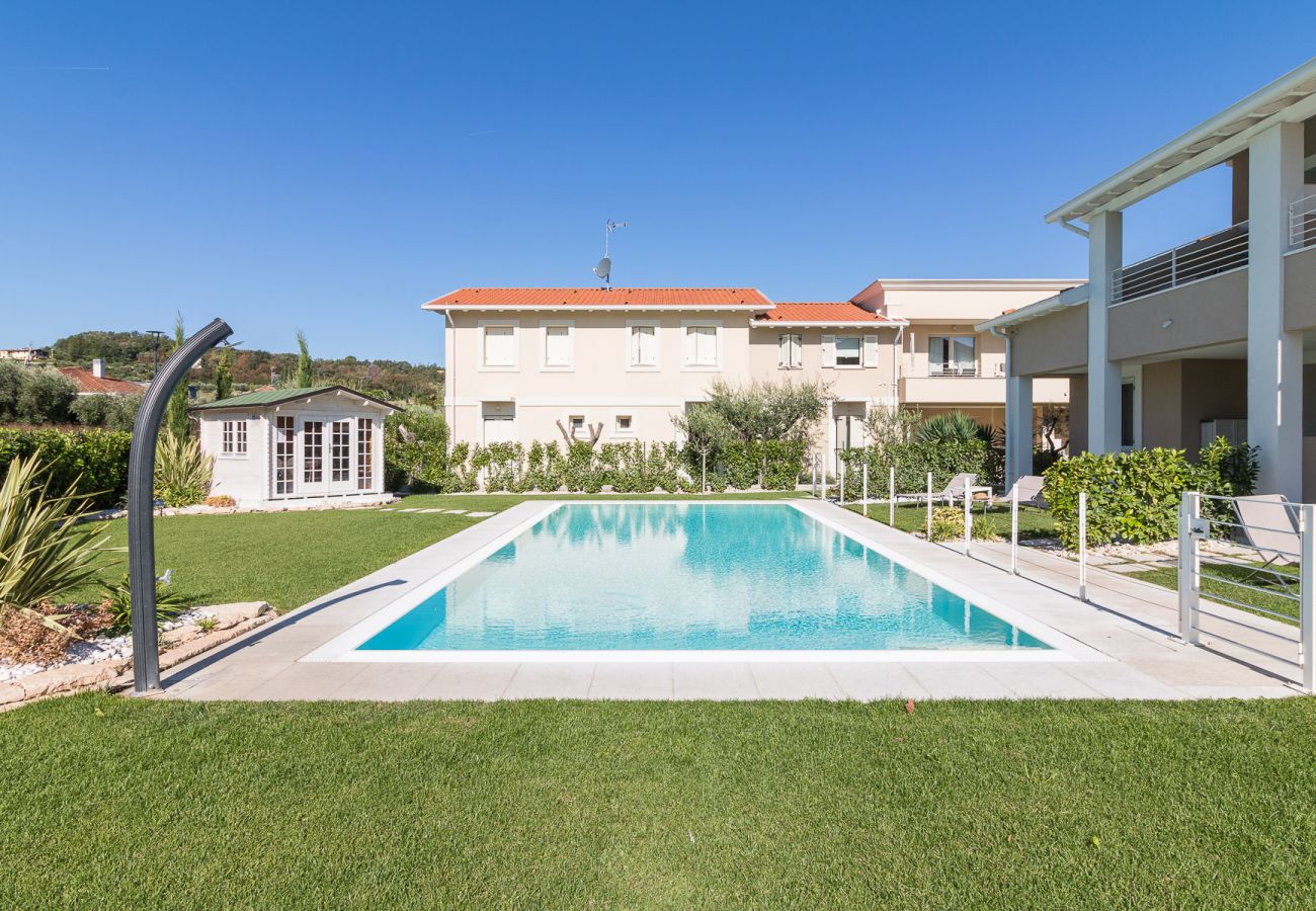 Apartament w Manerba del Garda - Villa Meri Lake by Garda FeWo