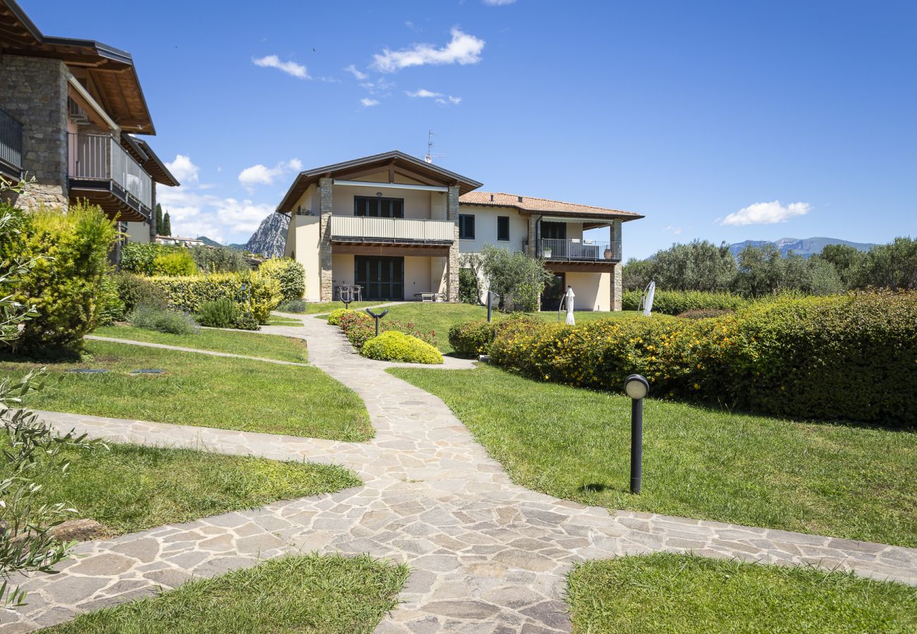 Apartament w Toscolano-Maderno - Happiness: con piscina e vista lago