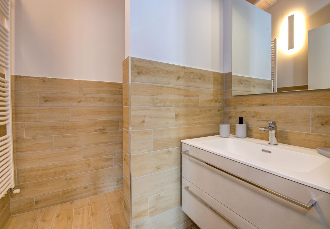 Willa w Toscolano-Maderno - Le Casette - Leccino con vista lago, piscina e jacuzzi