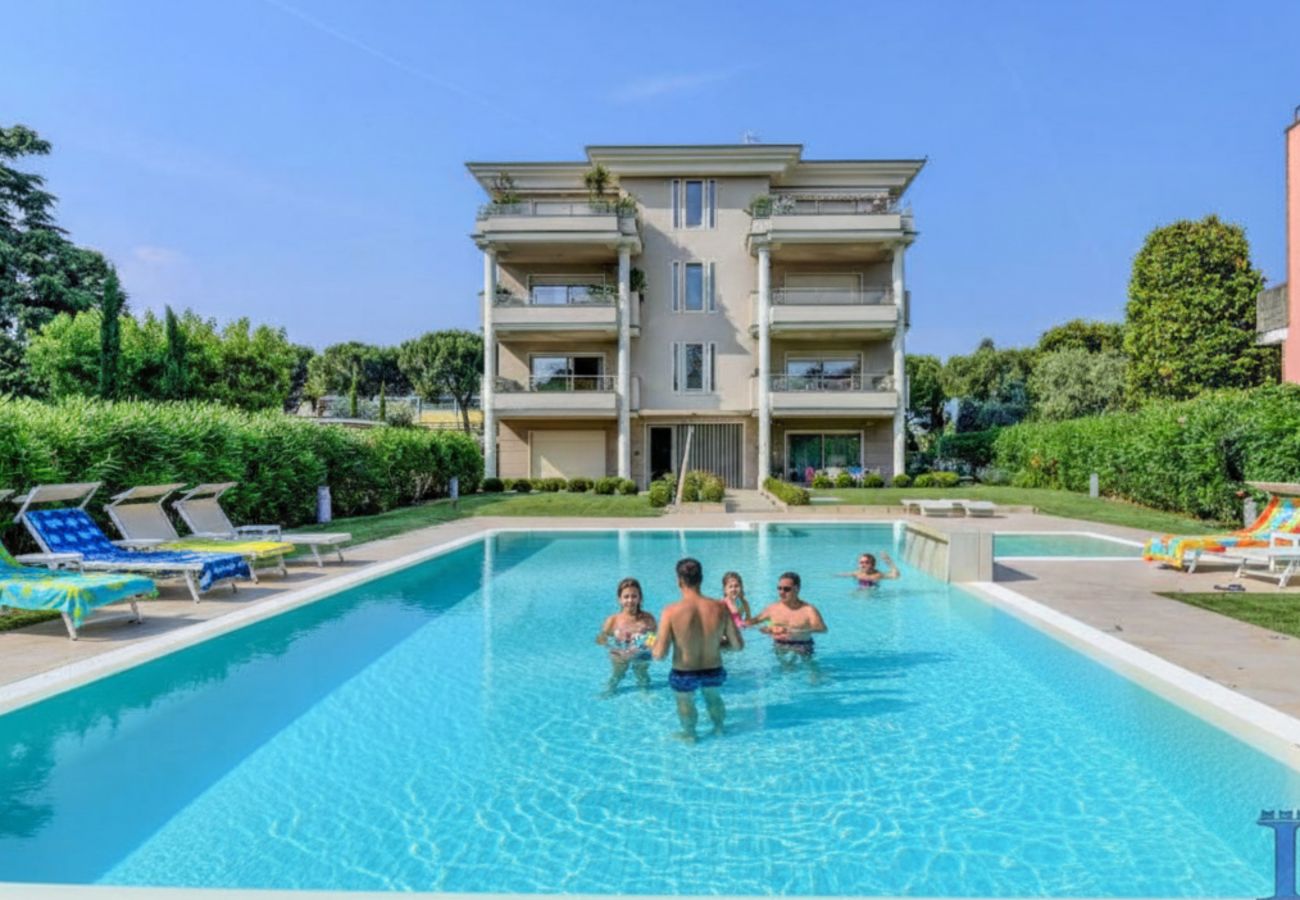 Apartament w Desenzano del Garda - Desenzanoloft Oscar Luxury Suite
