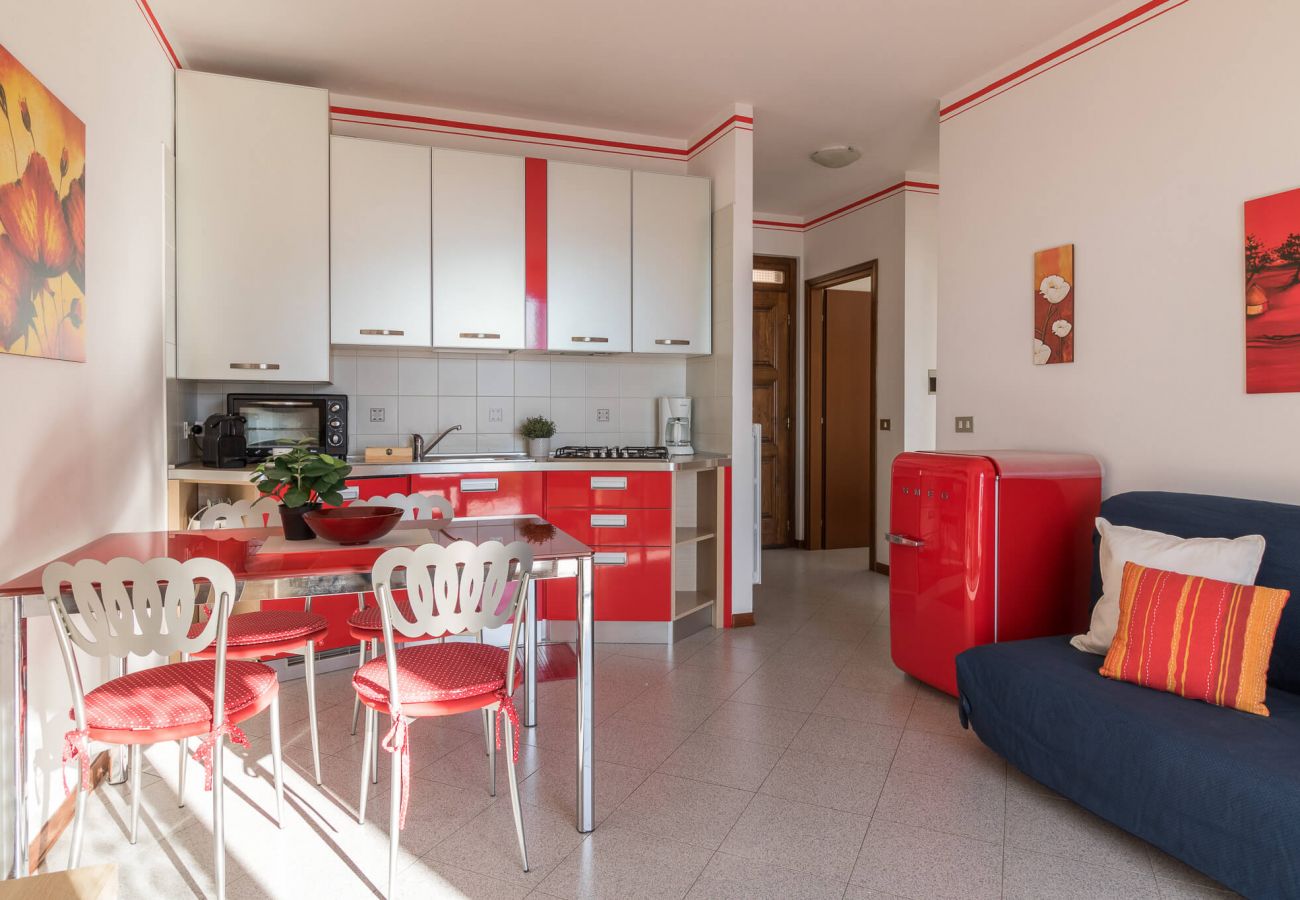 Apartament w Tignale - Appartamento Panorama con balcone vista lago