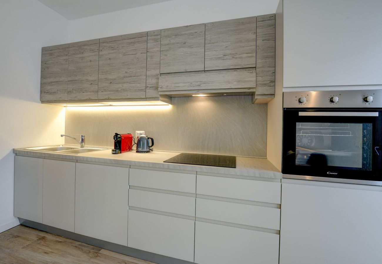 Apartament w Toscolano-Maderno - Maison Bellini: a due passi dal lago con piscina