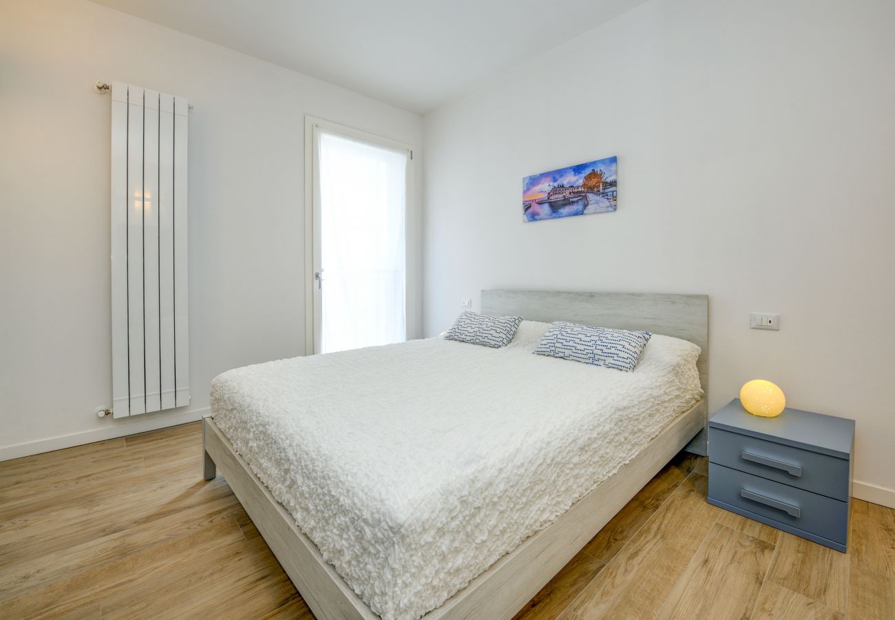 Apartament w Toscolano-Maderno - Maison Bellini: a due passi dal lago con piscina