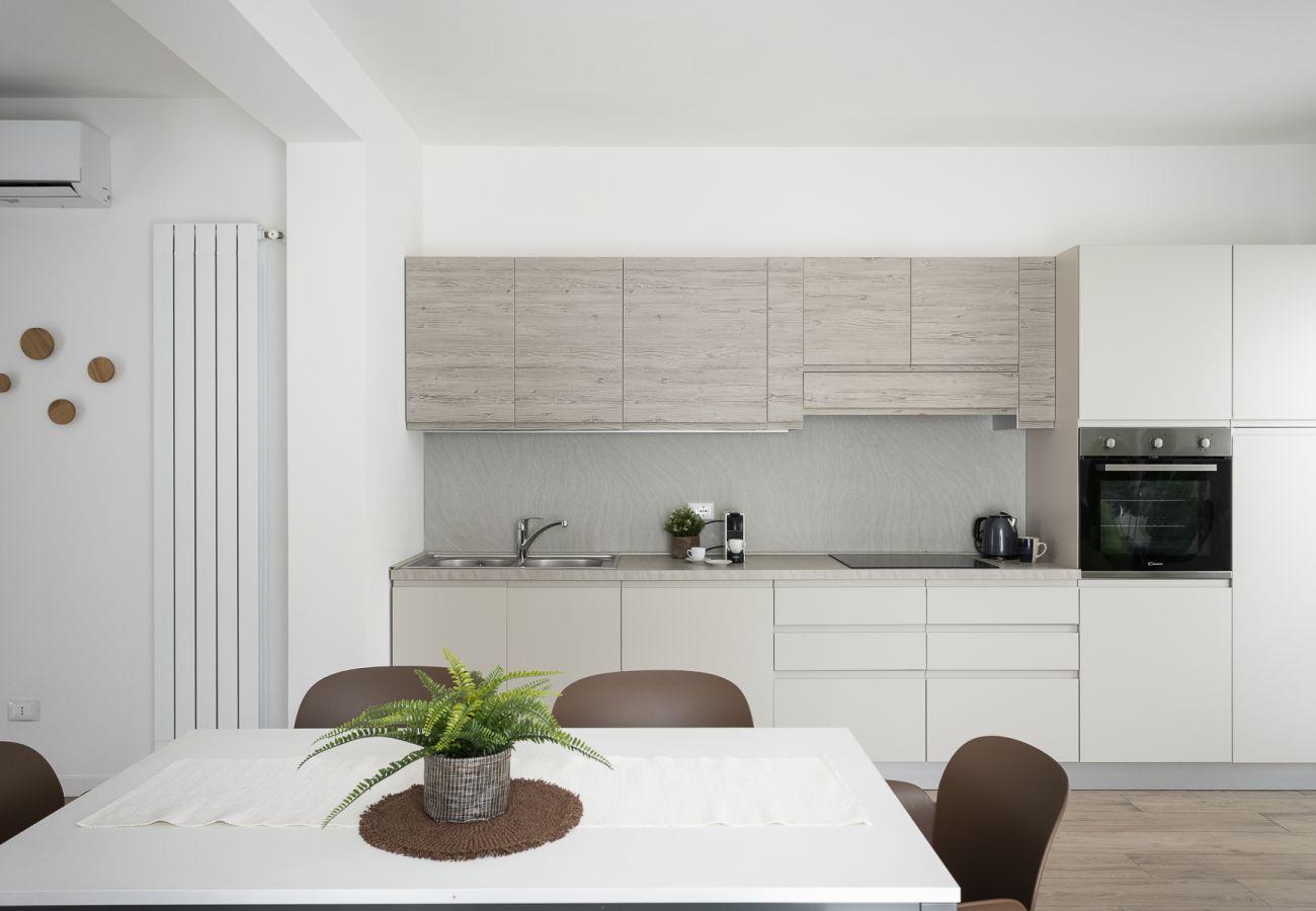Apartament w Toscolano-Maderno - Maison Bellini: a due passi dal lago con piscina