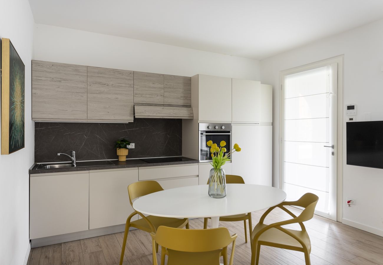 Apartament w Toscolano-Maderno - Maison Bellini 2 con piscina e a due passi dal lago