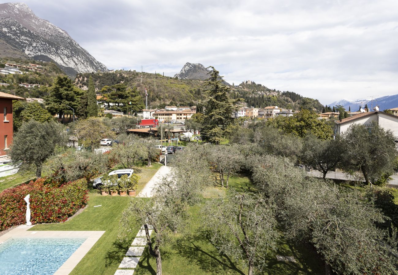 Apartament w Toscolano-Maderno - Maison Bellini 3 con piscina e vicina al lago