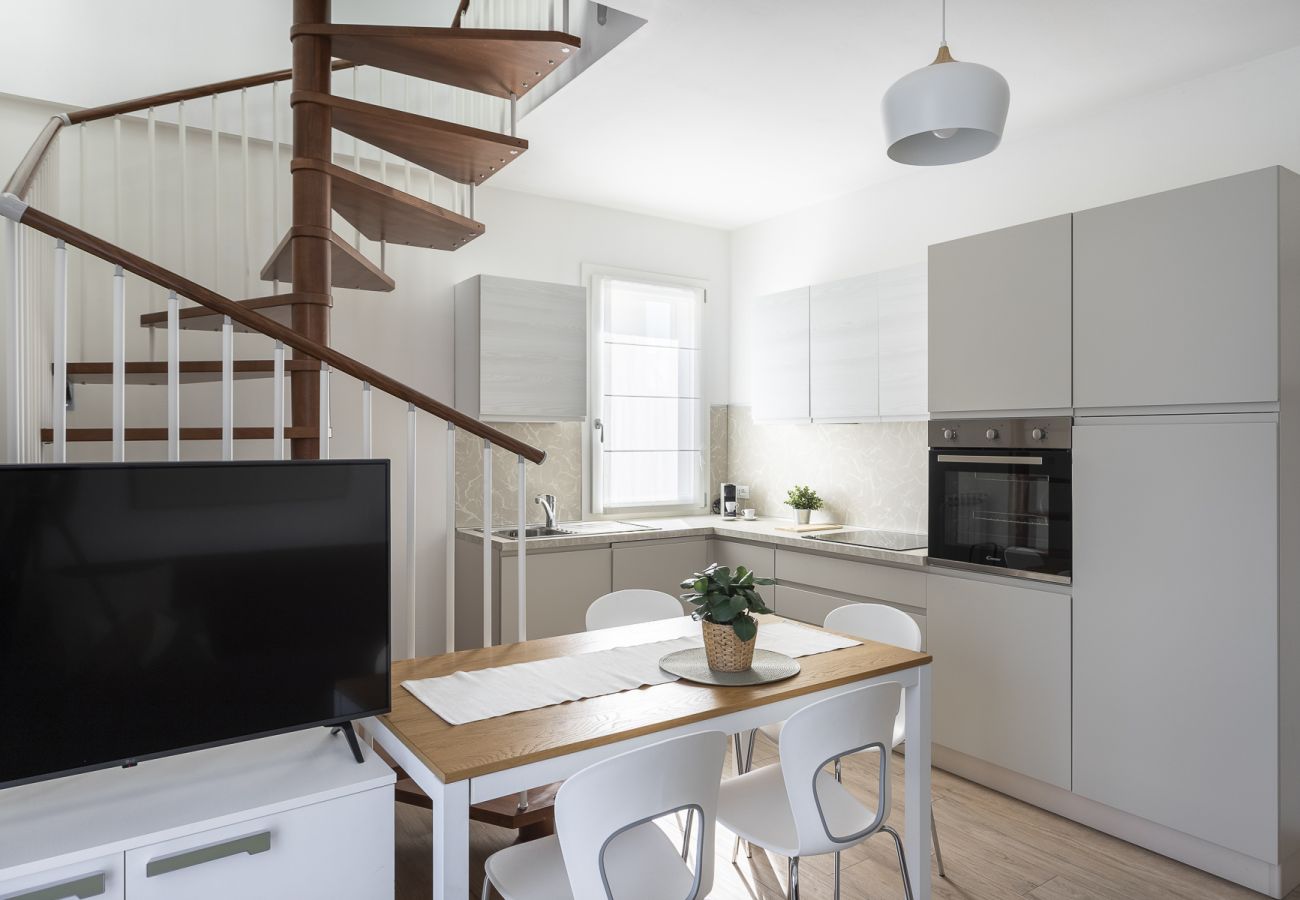 Apartament w Toscolano-Maderno - Maison Bellini 4 con piscina e a due passi dal lago