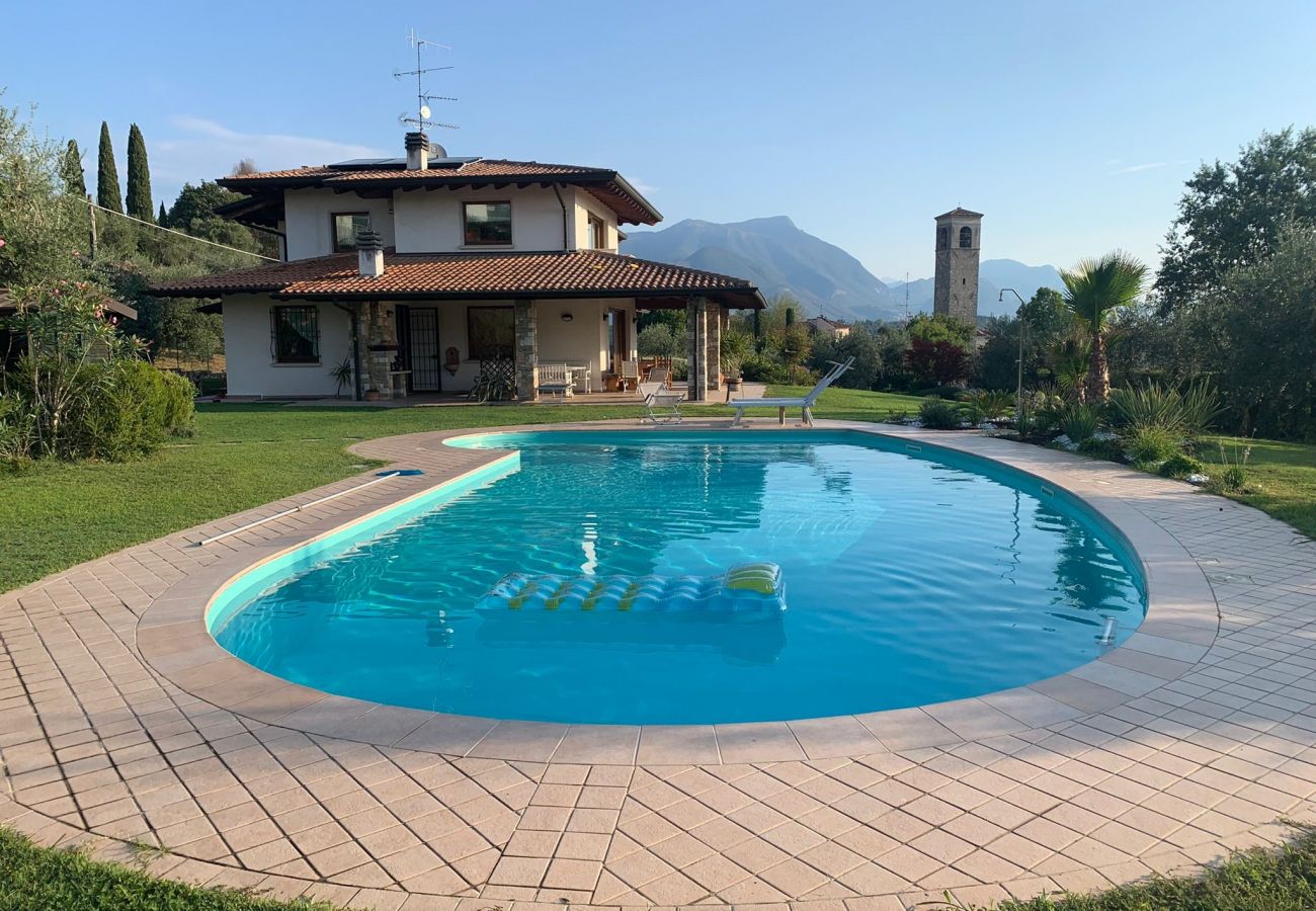 Willa w Manerba del Garda - Villa di Lusso Oleander con piscina privata