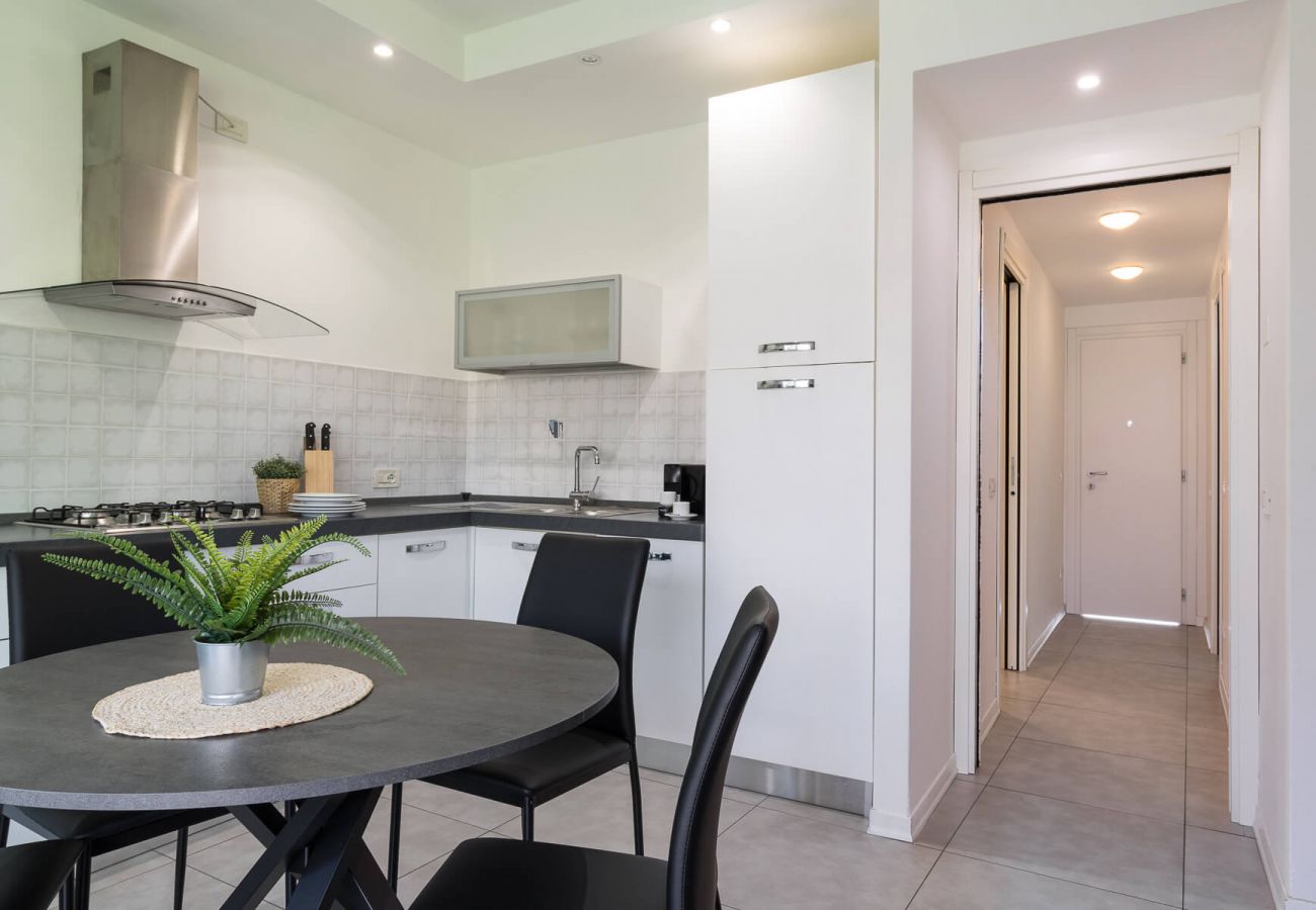 Apartament w Manerba del Garda - Il Professore: appartamento fronte lago