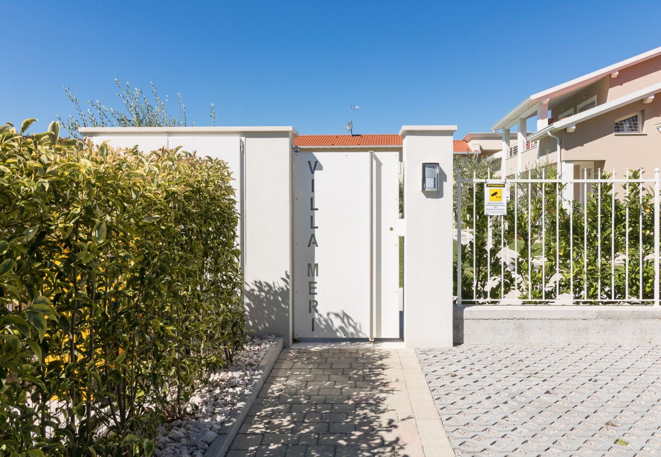 Apartament w Manerba del Garda - Villa Meri Lake by Garda FeWo