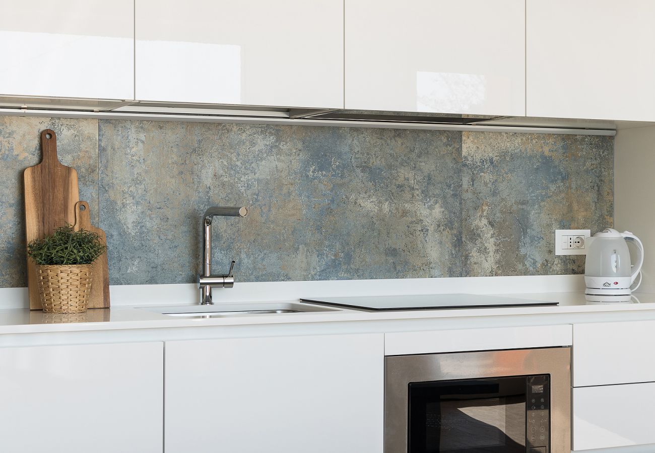 Apartament w Tignale - Orange House Relax con Jacuzzi