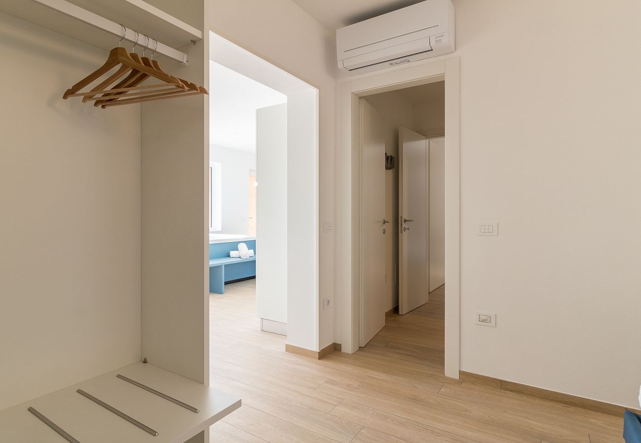 Apartament w Tignale - Orange House Relax con Jacuzzi