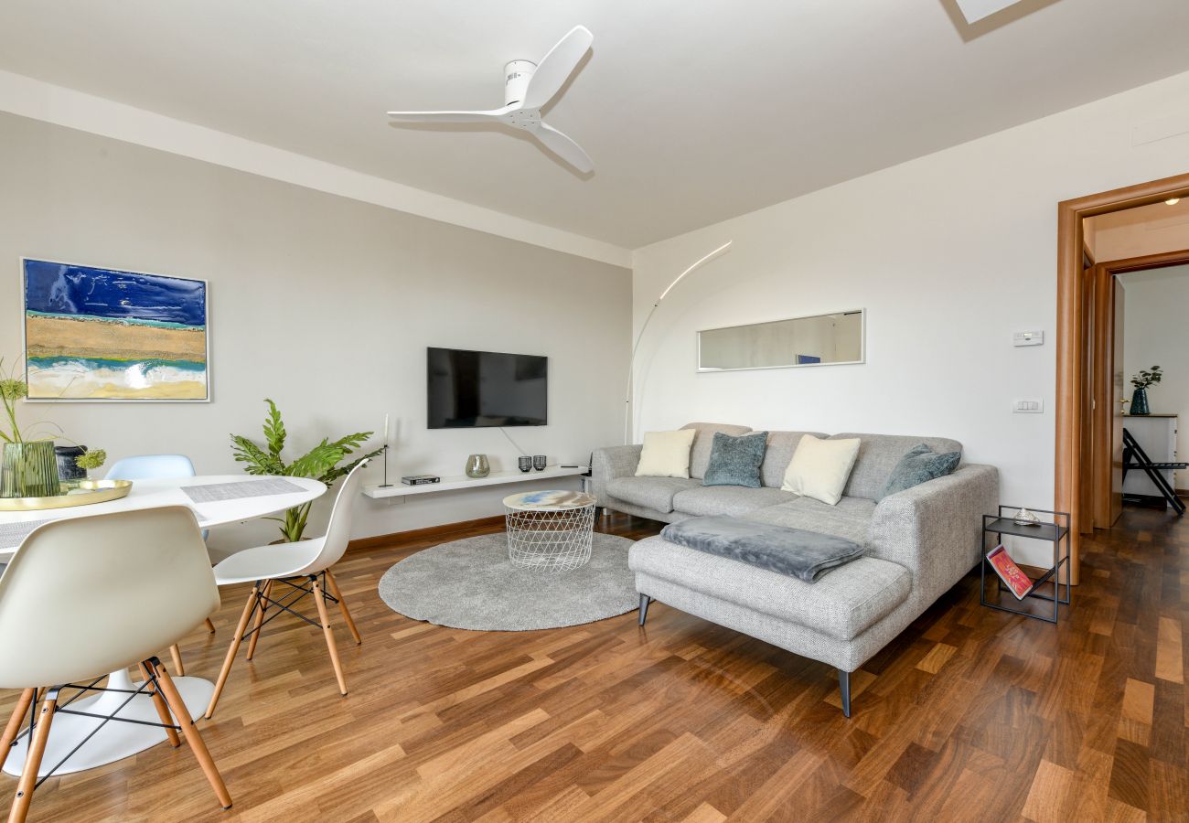 Apartament w Moniga del Garda - Leone: appartamento moderno a Moniga