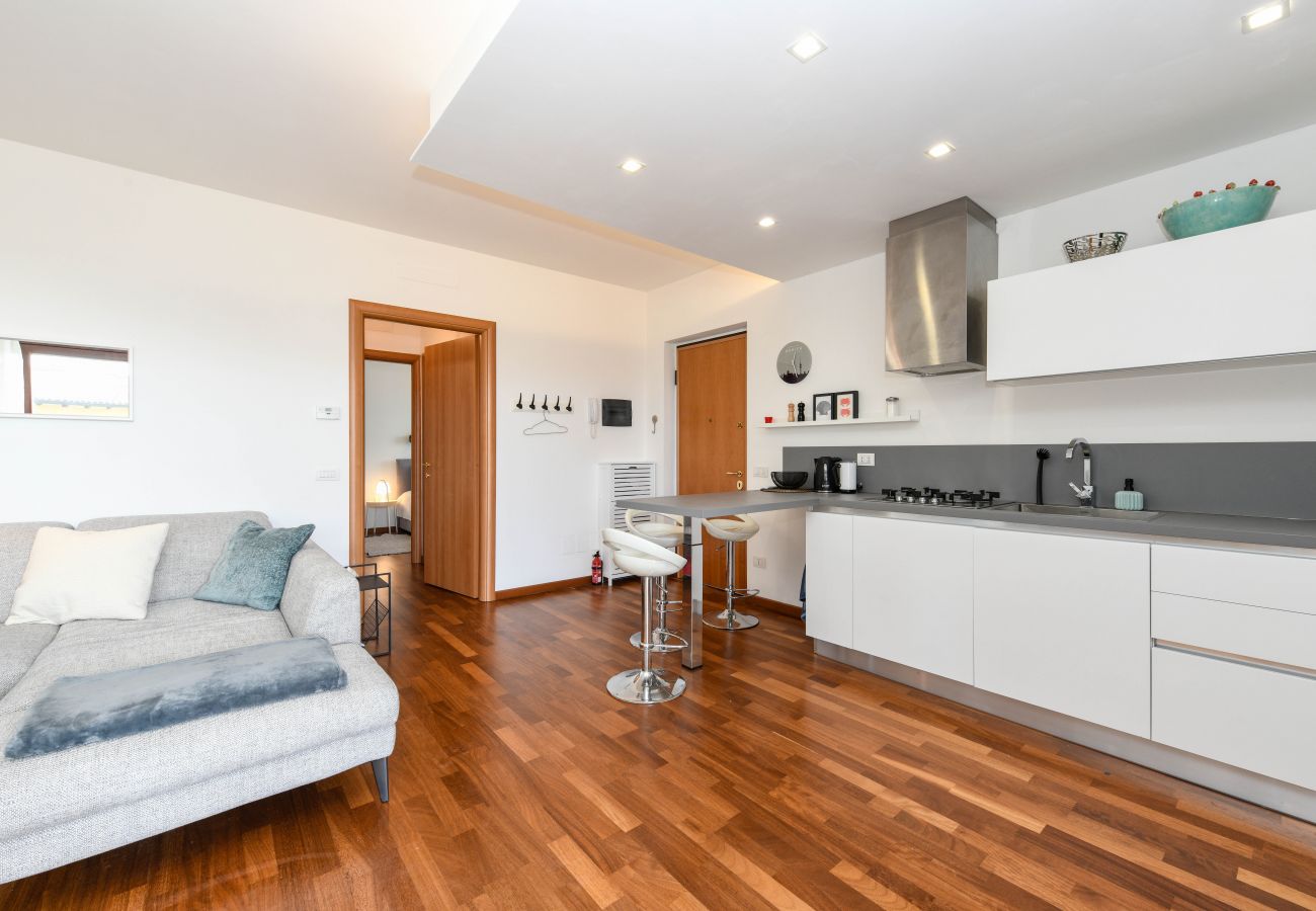 Apartament w Moniga del Garda - Leone: appartamento moderno a Moniga