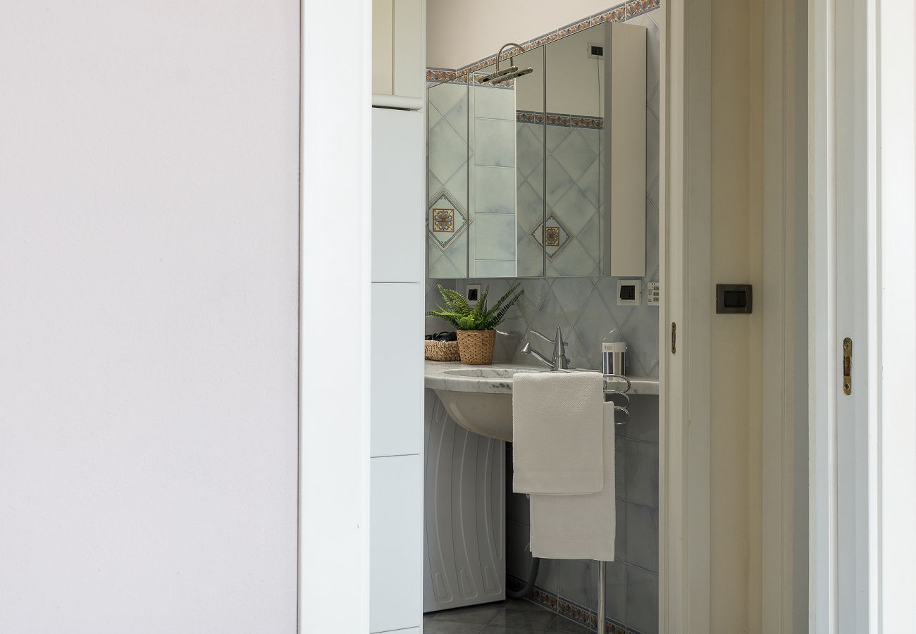 Apartament w Manerba del Garda - Lago Blu con vista lago e piscina