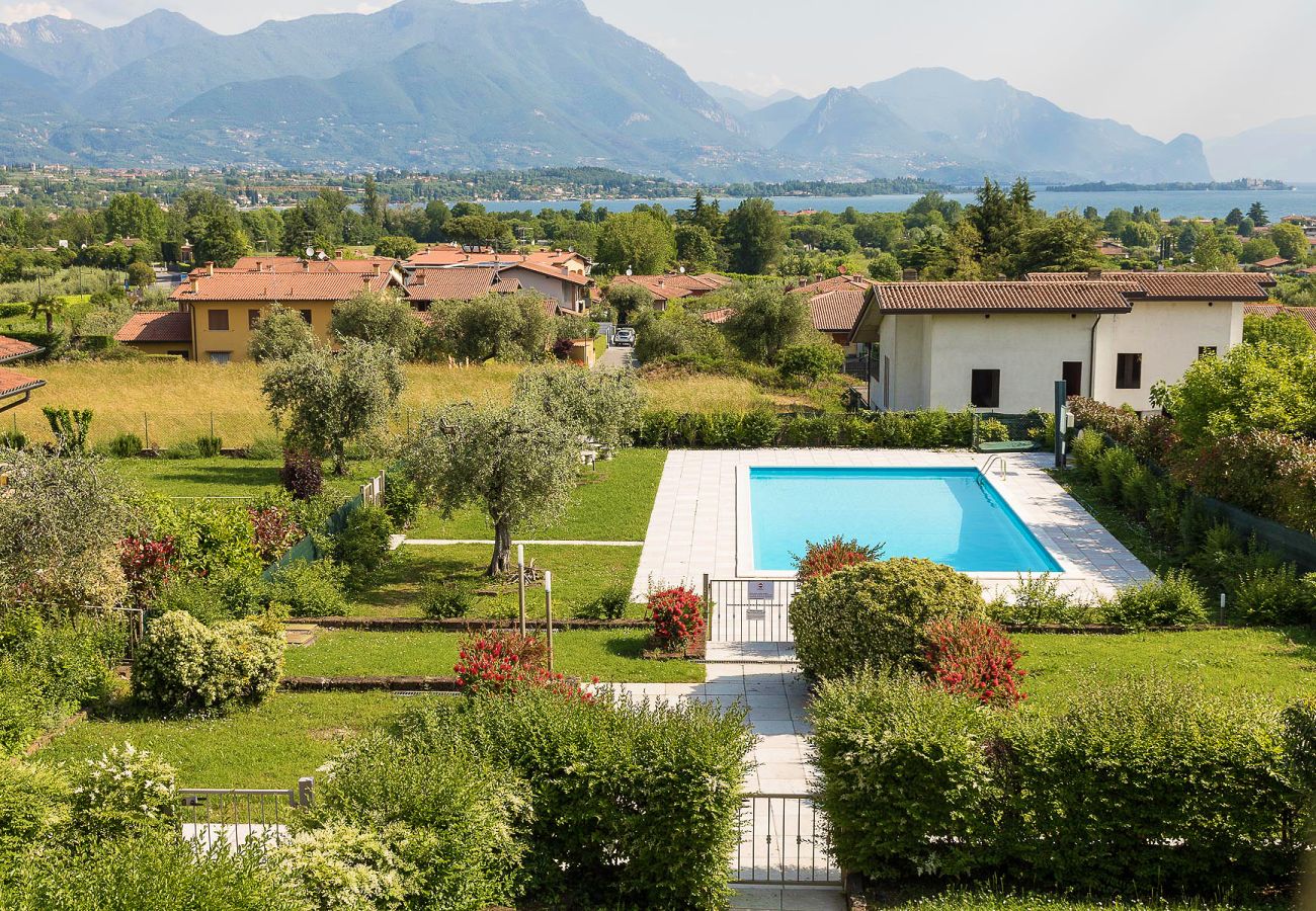 Apartament w Manerba del Garda - Lago Blu con vista lago e piscina