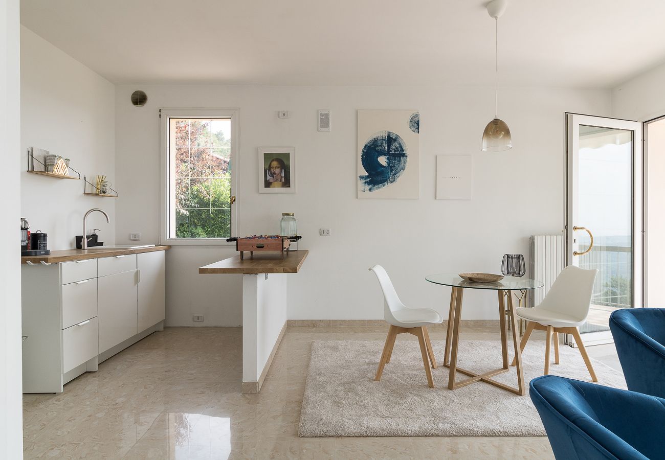 Willa w Villanuova sul Clisi - Villa Montagne e Lago con vista spettacolare e piscina privata