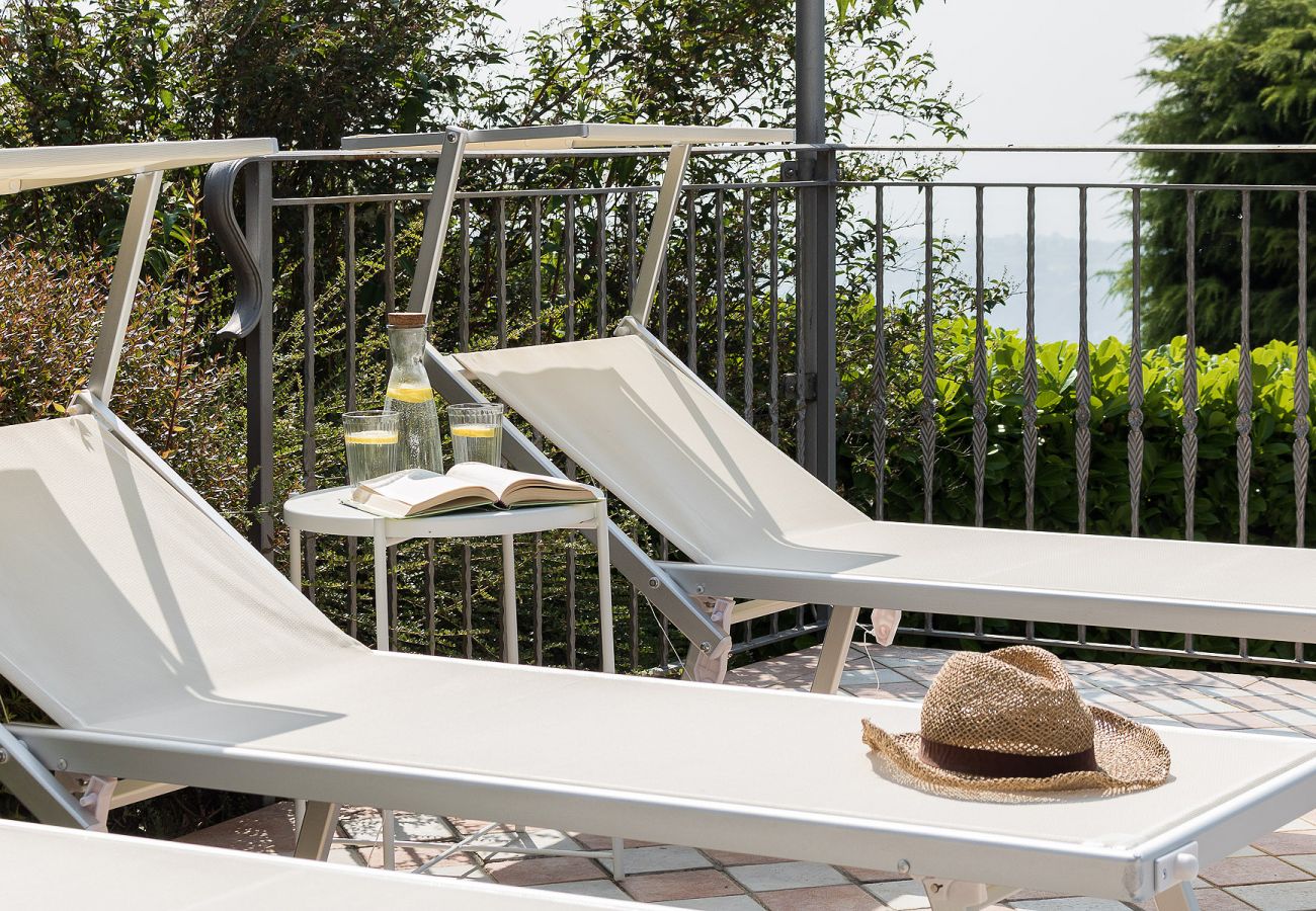 Willa w Villanuova sul Clisi - Villa Montagne e Lago con vista spettacolare e piscina privata