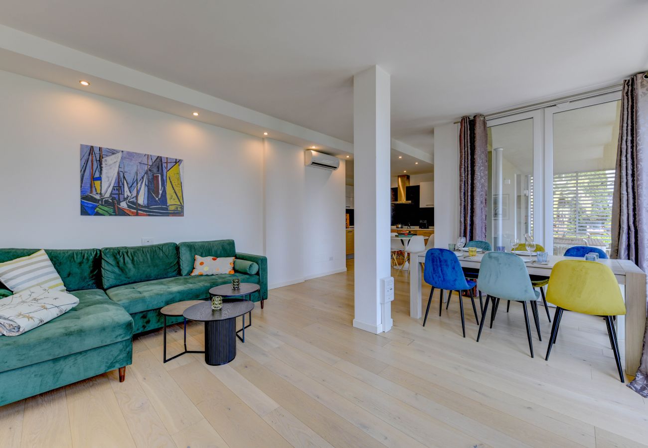 Apartament w Gardone Riviera - Appartamento Diamante con vista lago e piscina