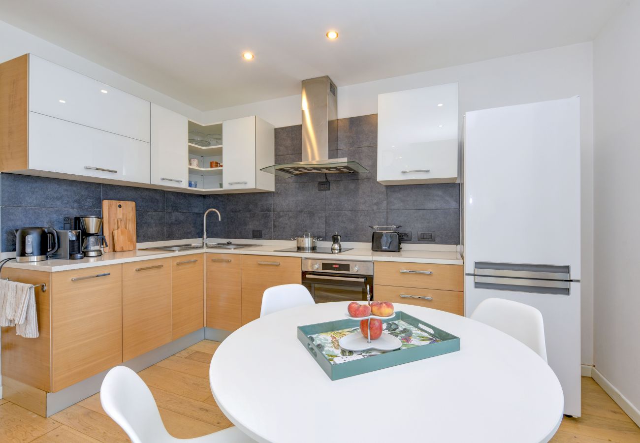 Apartament w Gardone Riviera - Appartamento Diamante con vista lago e piscina