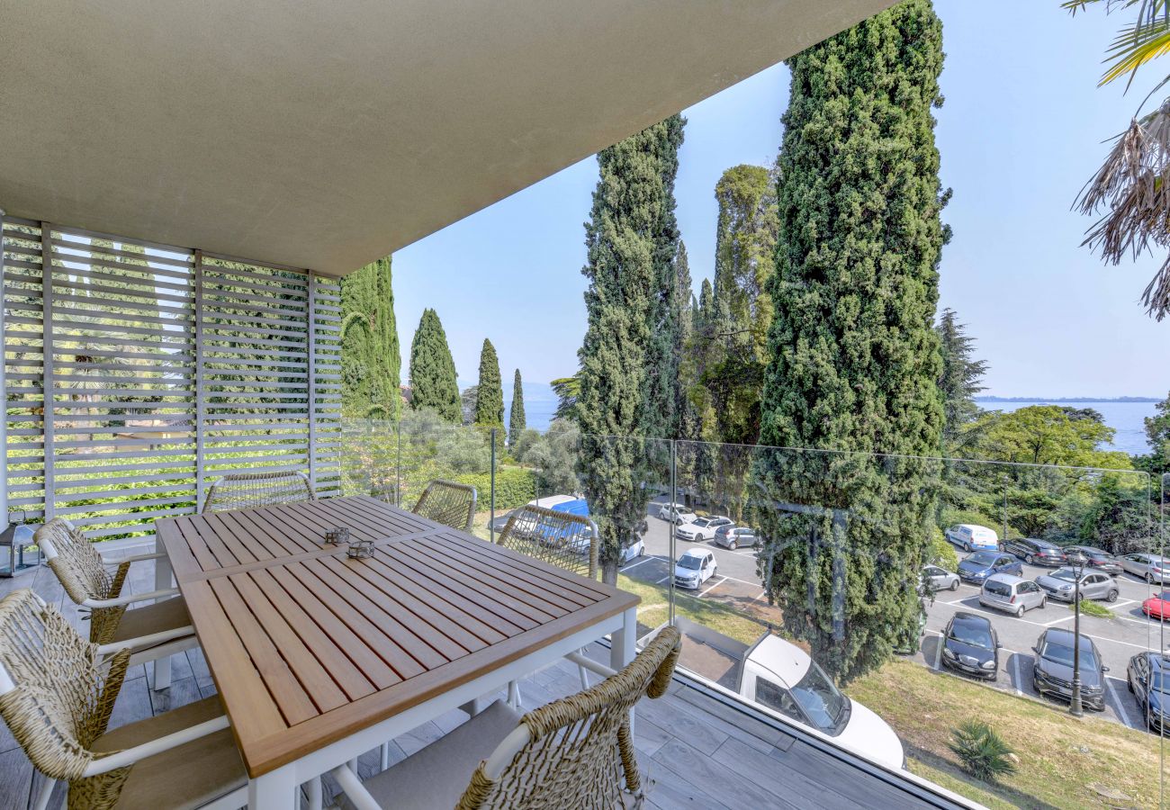 Apartament w Gardone Riviera - Appartamento Diamante con vista lago e piscina