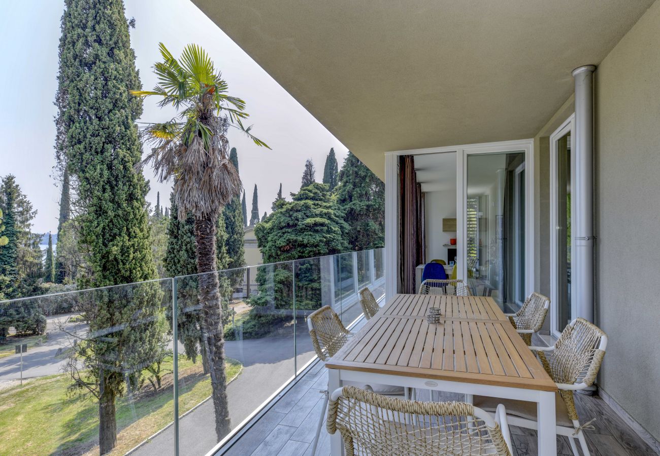 Apartament w Gardone Riviera - Appartamento Diamante con vista lago e piscina