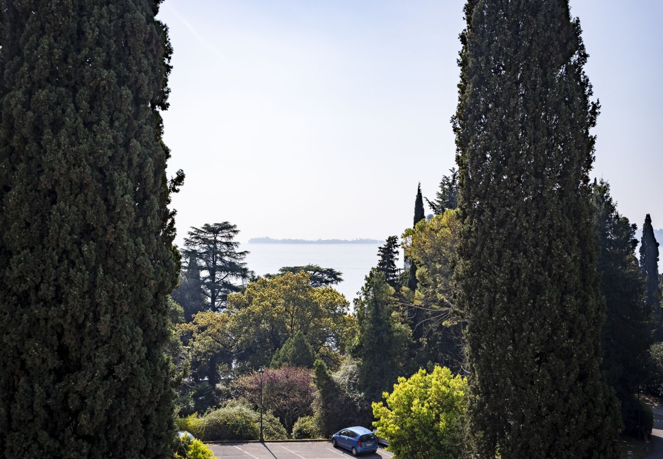 Apartament w Gardone Riviera - Appartamento Diamante con vista lago e piscina