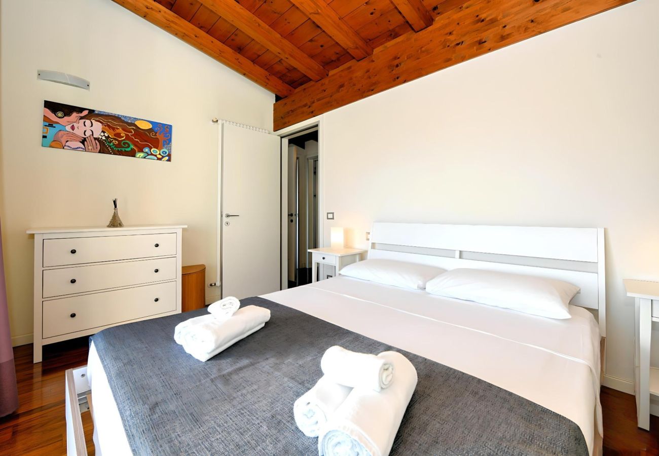 Apartament w Desenzano del Garda - Desenzanoloft Surfing on the Lake 