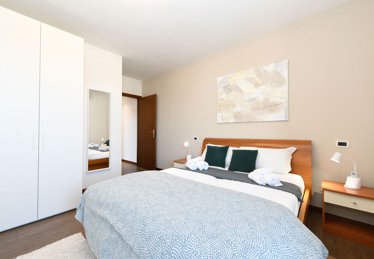 Apartament w Peschiera del Garda - Desenzanoloft Fantasia