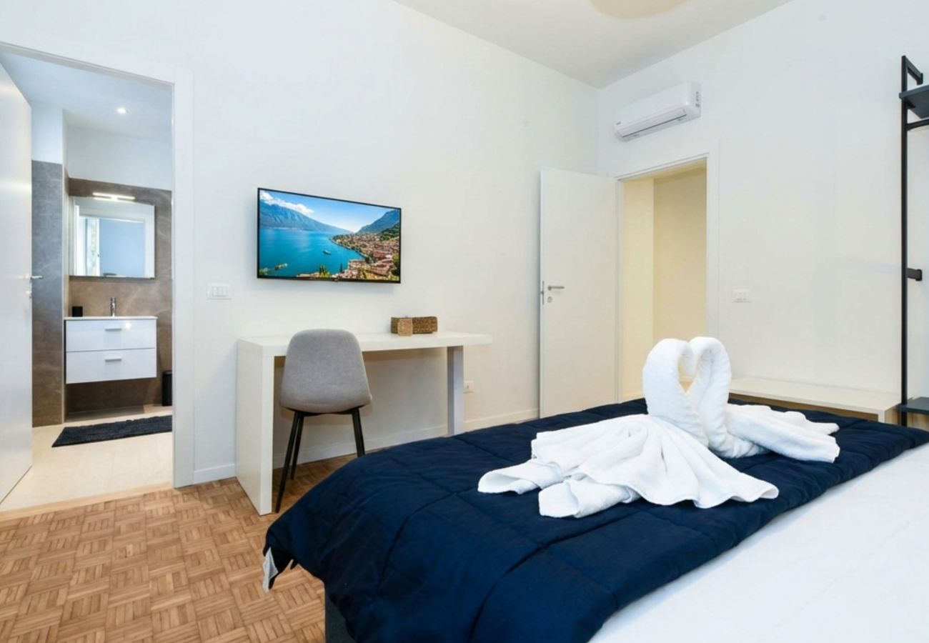 Apartament w Desenzano del Garda - Desenzanoloft Garda Golden Sunrise