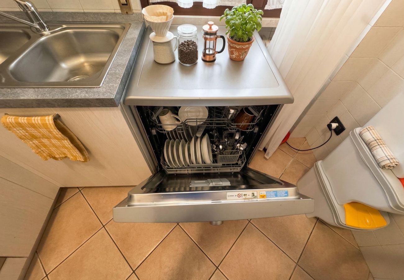 Apartament w Sirmione - Memy's House Sirmione  by Desenzanoloft official partner Marriot Bonvoy