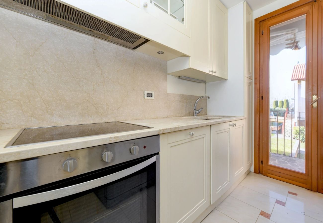 Apartament w Sirmione - DesenzanoLoft Eden amb vista al llac i platja privada