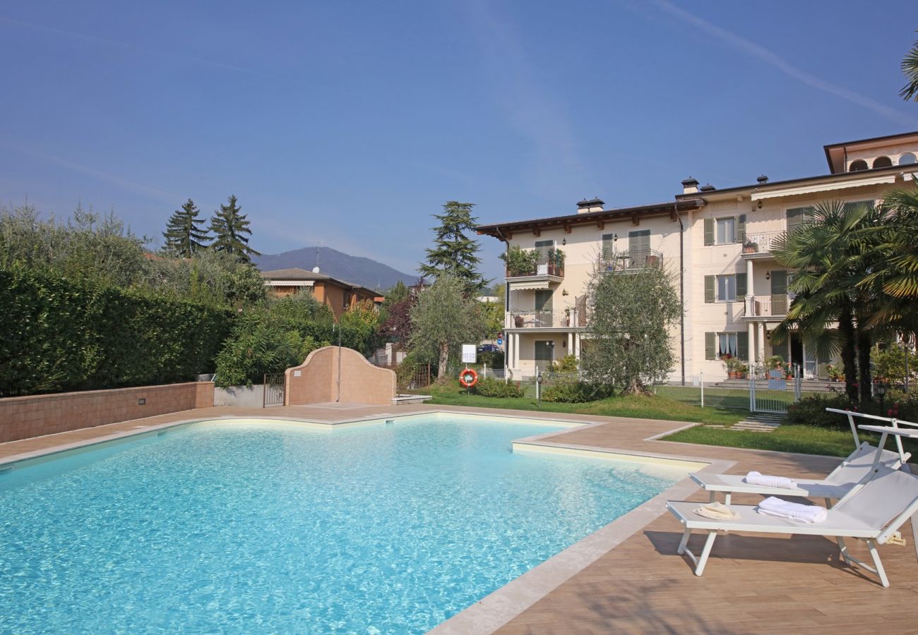 Apartament w Salò - Il cedro, elegante appartamento a due passi dal centro storico di Salò