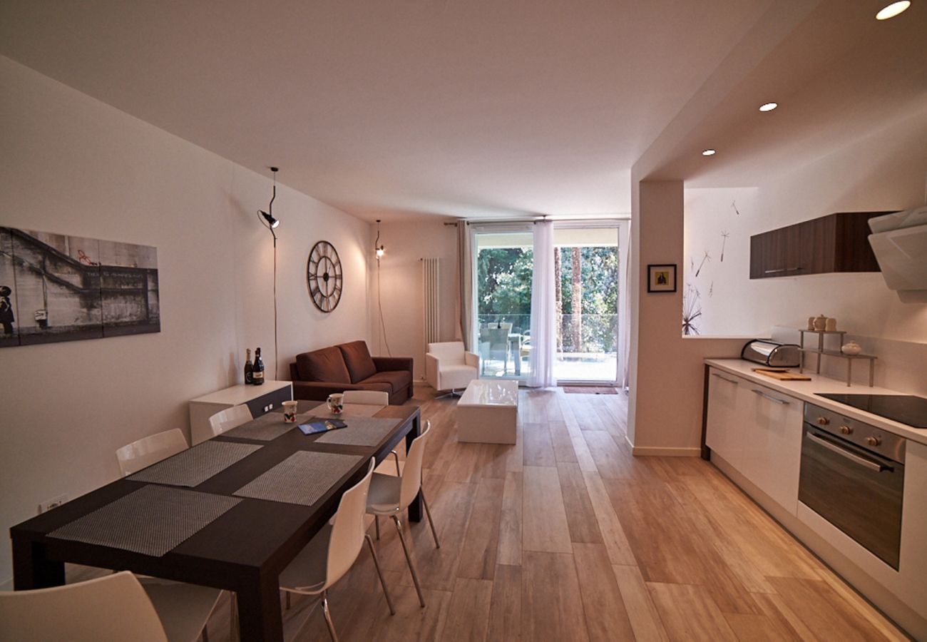 Apartament w Gardone Riviera - Minnie - spazioso appartamento a Gardone Riviera