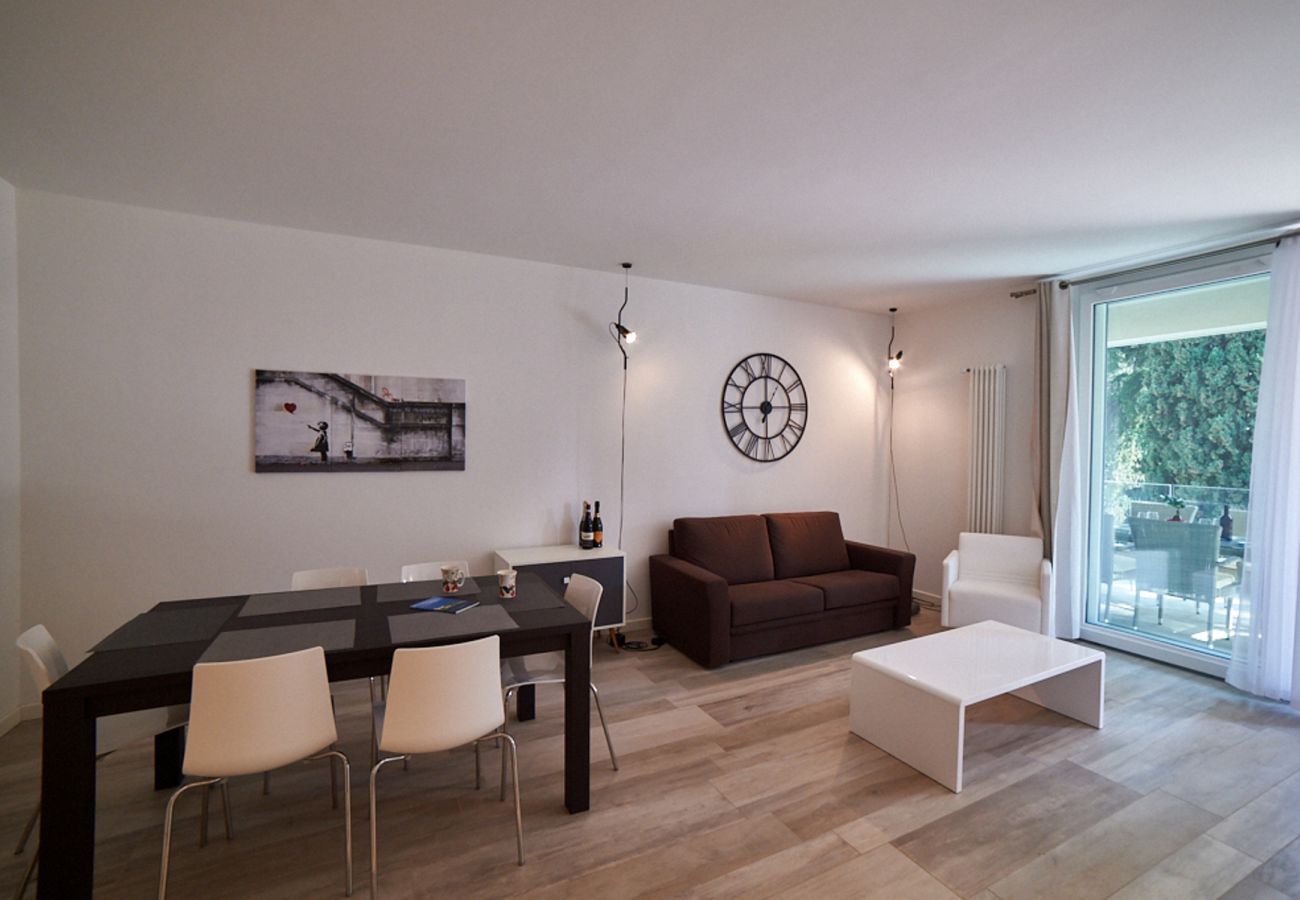 Apartament w Gardone Riviera - Minnie - spazioso appartamento a Gardone Riviera