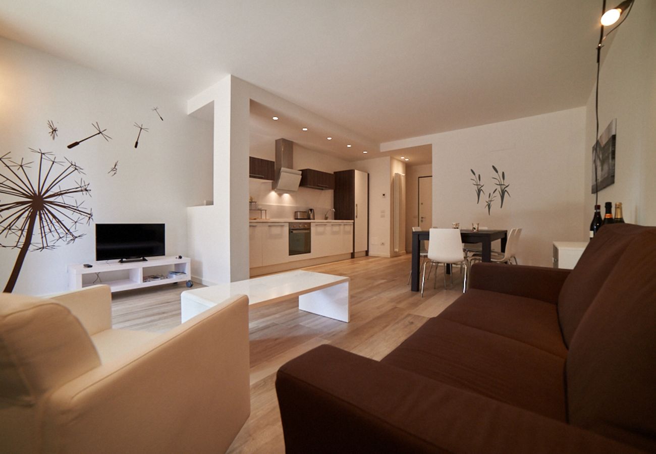 Apartament w Gardone Riviera - Minnie - spazioso appartamento a Gardone Riviera