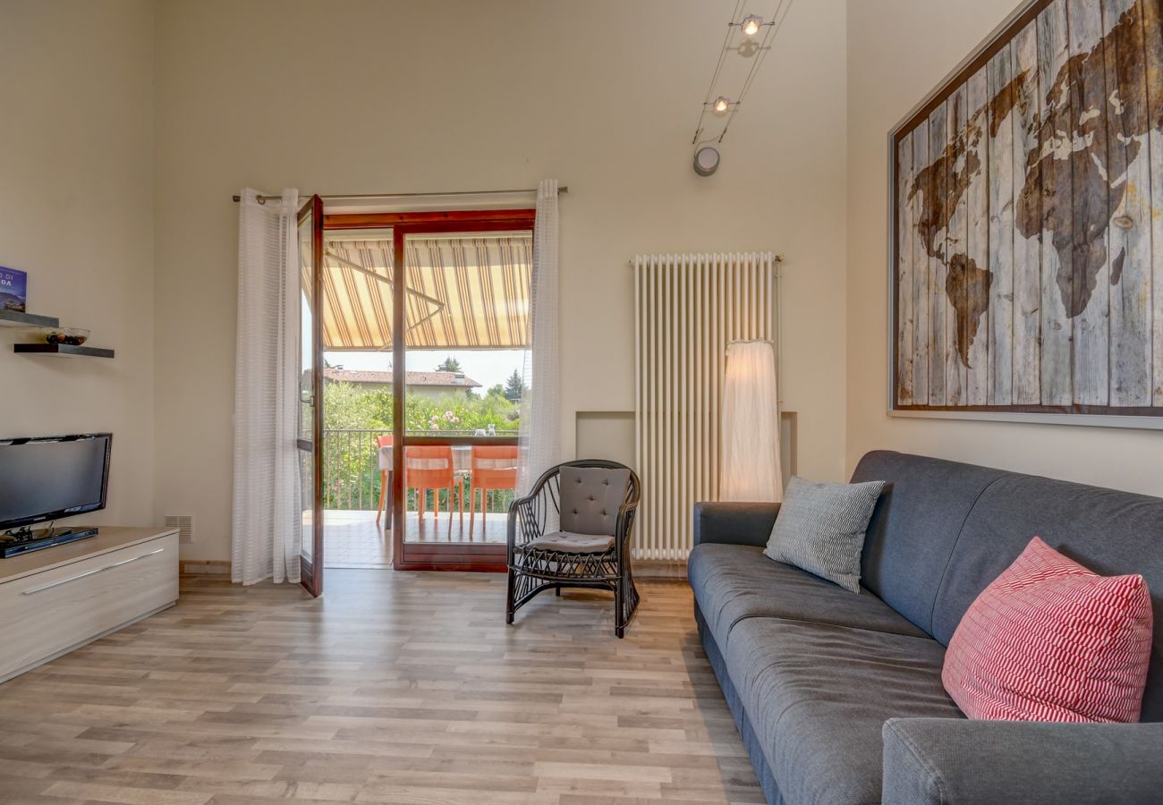 Apartament w San Felice del Benaco - Roccolino appartamento con balcone e piscina in comune