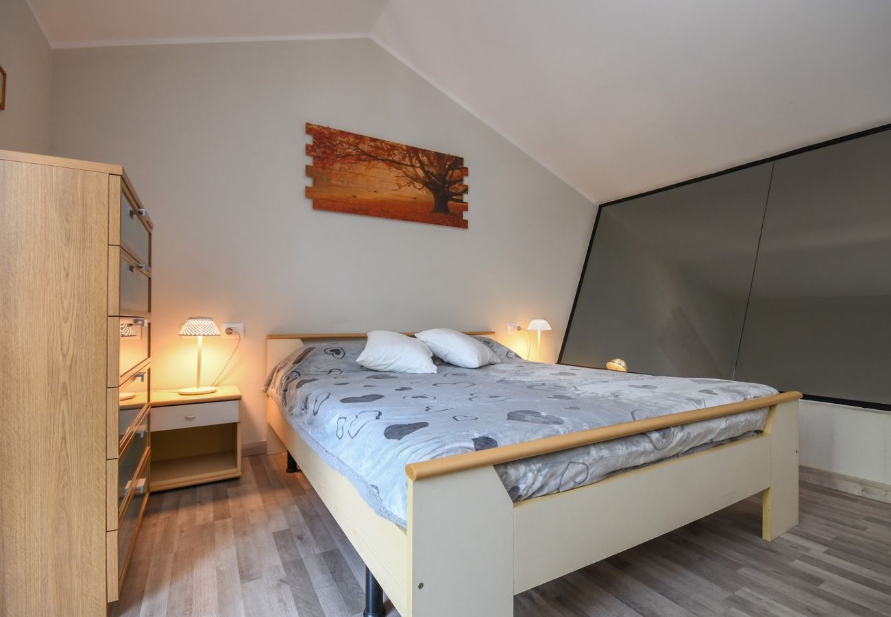 Apartament w San Felice del Benaco - Roccolino appartamento con balcone e piscina in comune