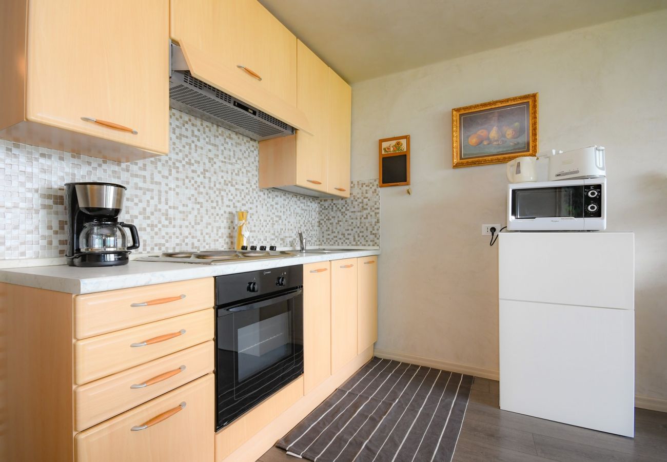 Apartament w Manerba del Garda - Sogno del Lago: appartamento fronte spiaggia