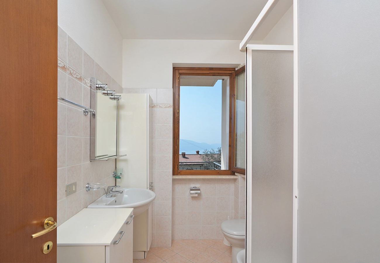Apartament w Tignale - Luna - appartamento vista lago con due camere da letto