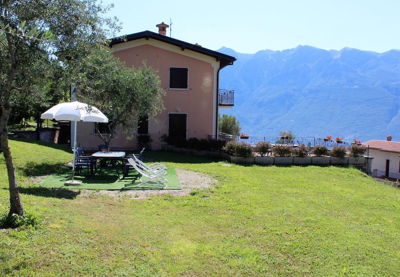 Apartament w Tignale - sole: semplice ma funzionale con due camere da letto