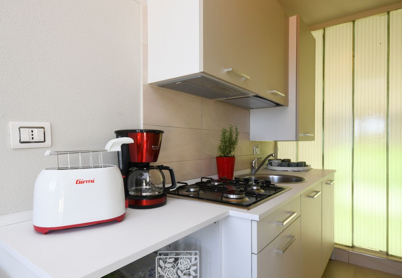 Apartament w Gardone Riviera - Cupido: con ampio balcone vista lago a Gardone Riviera