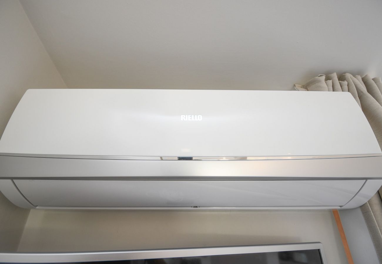 Apartament w Gardone Riviera - Cupido: con ampio balcone vista lago a Gardone Riviera