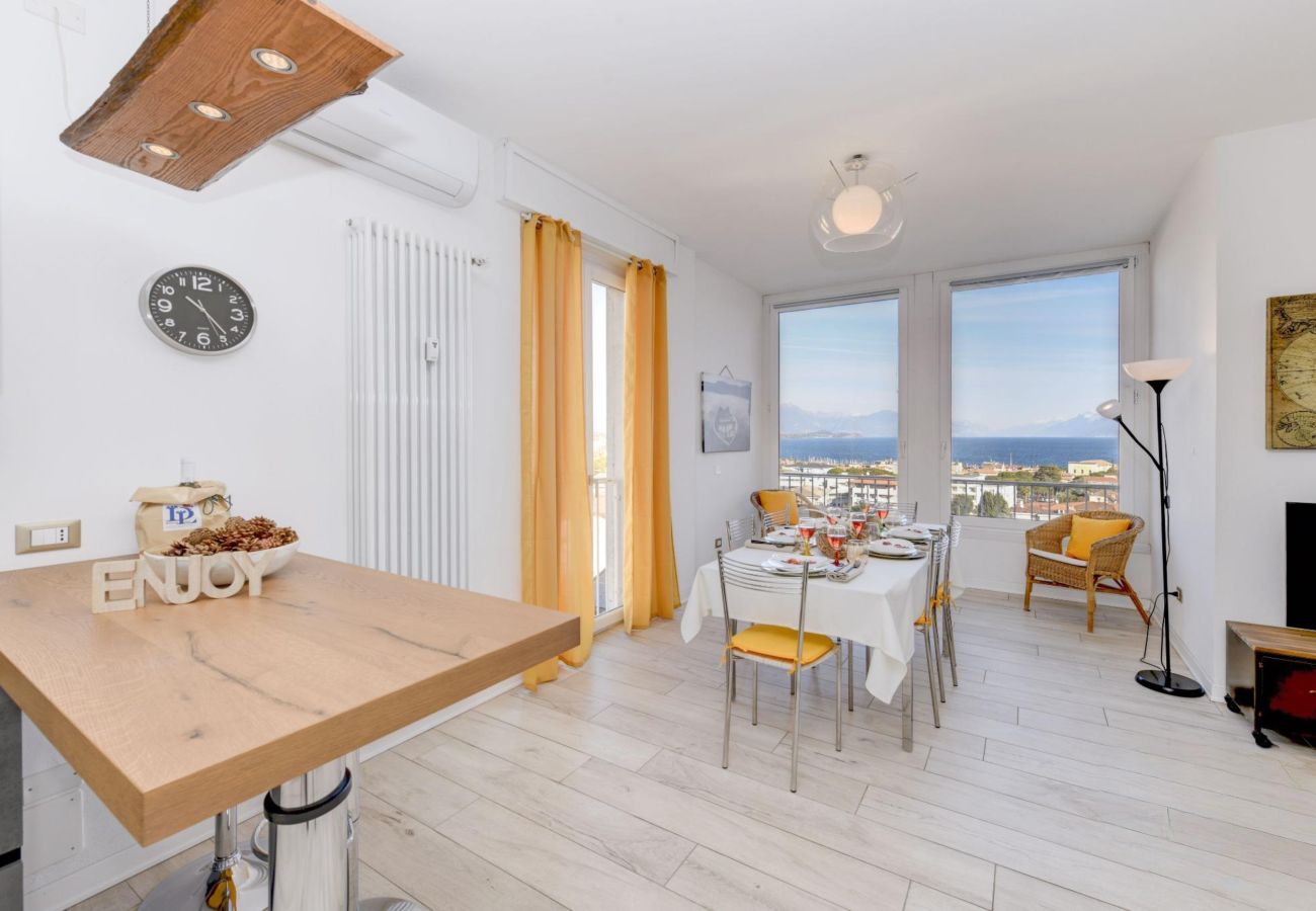 Apartament w Desenzano del Garda - Desenzanoloft La Finestra sul Lago 