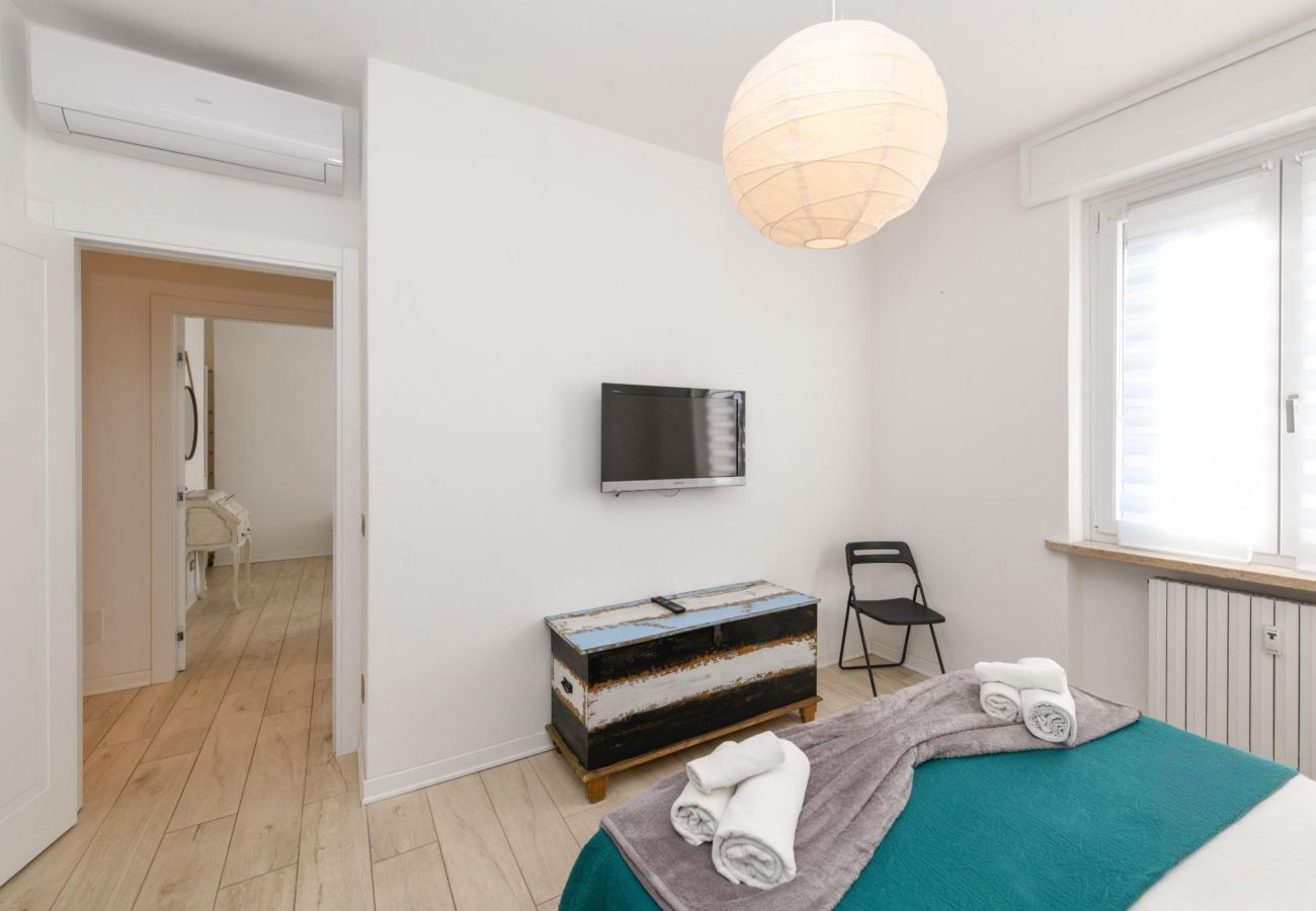 Apartament w Desenzano del Garda - Desenzanoloft La Finestra sul Lago 